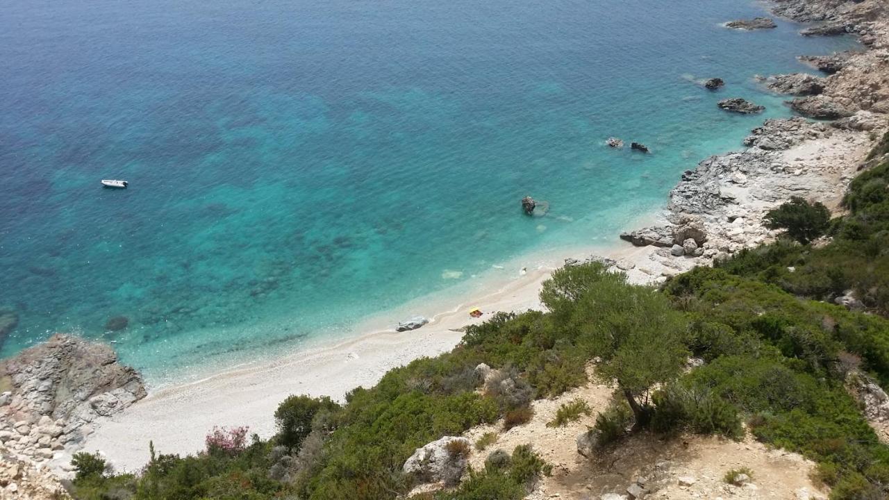 Camera Ideale Tra Mare E Montagna 包内伊 外观 照片
